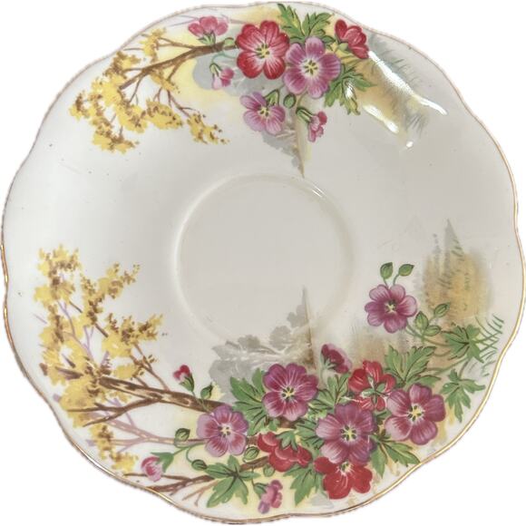Vintage Royal Albert Tea Cup & Saucer Wild Geranium Bone China - Picture 6 of 7
